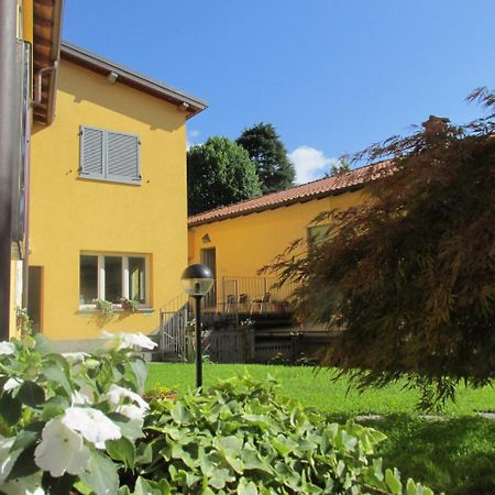 Ostello Residenza Molinatto Oggiono Exterior photo